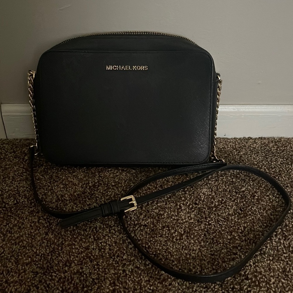 MICHAEL KORS CROSSBODY
